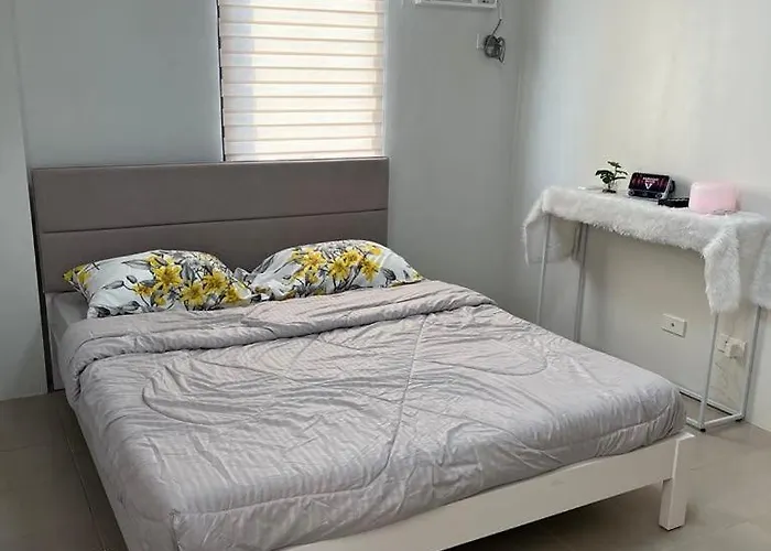 Miraville Bed & Breakfast *